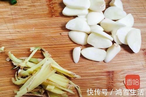 郫县豆瓣|让肥肠好吃10倍的秘诀!照着做软烂入味,出锅香翻天