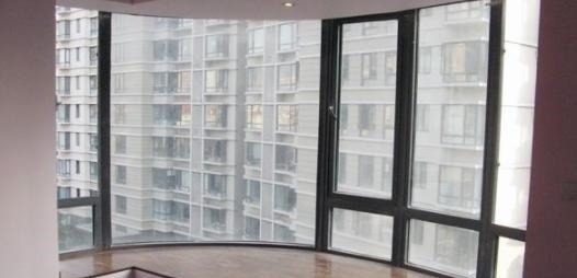 有钱人|为啥有钱人交房立马砸了飘窗？听大锤师傅一讲，后悔才知道