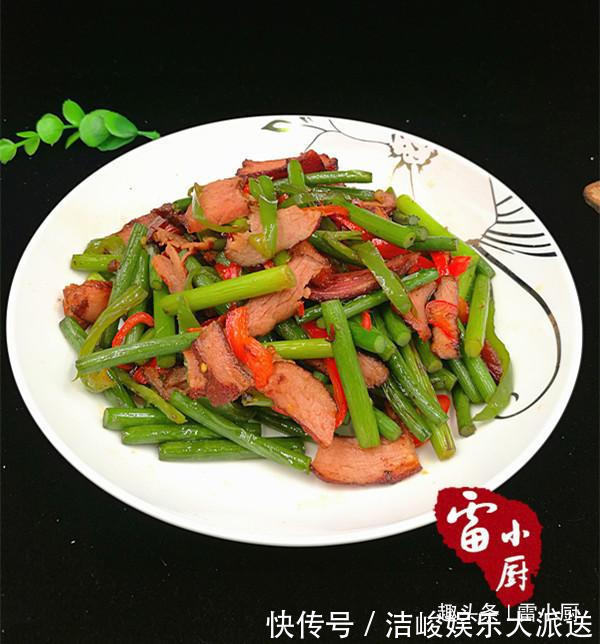 过年不吃这菜太可惜，简单炒炒满屋飘香，下饭根本没话说！