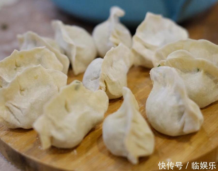 天冷吃饺子,我家只包这饺子馅,保护眼睛长个子,孩子可要多吃