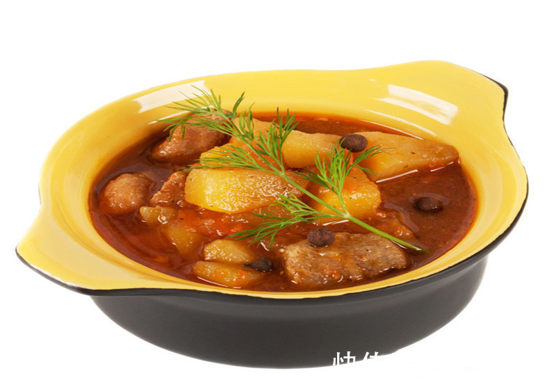 蒜苗|精选美食土豆炖排骨，酸甜鲈鱼片，家常豆腐的美味做法