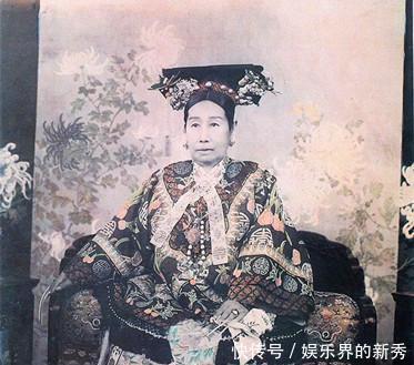 强盛|同样是手握大权, 武则天能让大唐强盛, 慈禧却为何只能葬送大清!