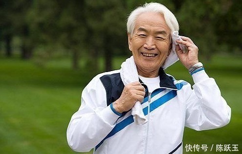 老人|老人经锻炼为何更易生病专家:先别急着动,3大要求首先要遵守