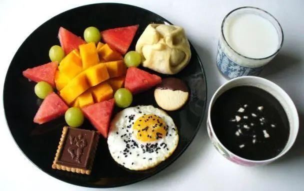 80后夫妻查出胃癌,当心两种饮食习惯让胃癌悄悄靠近!