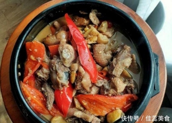 家常下饭菜天天换着吃,色香味俱全,在家宴请客人都说厨艺超好