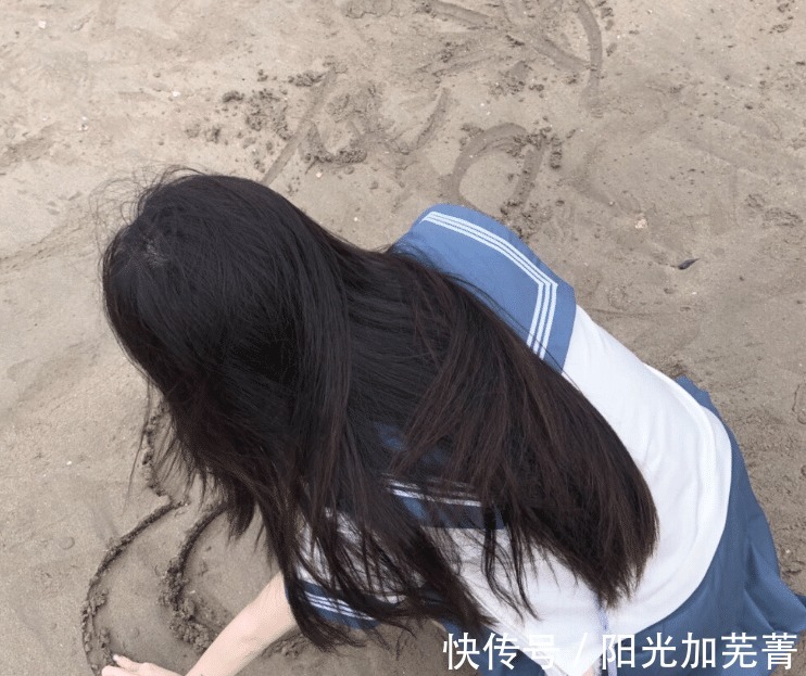 补习课|女生穿JK回家,被母亲骂“不学好”,家长,你自己肮脏的心暴露了