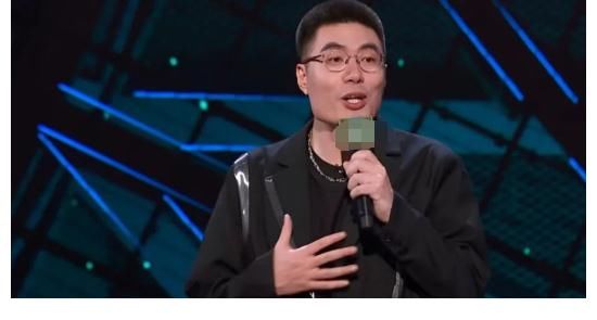 场面|是什么让全场的的人笑声不断，导致场面一度失控？