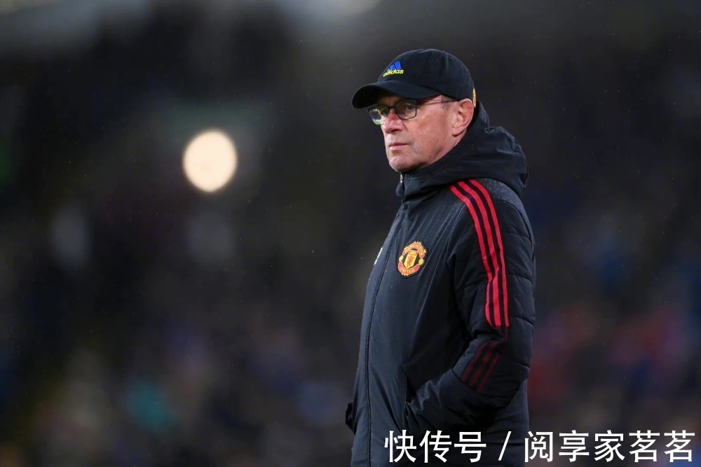 英超联赛|1-1到9-0,曼联双线崩盘,C罗5场0球重回首发,冲击两大纪录+前四