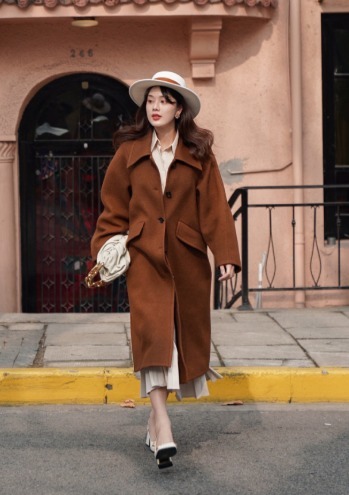 半身裙|今年冬天,“大衣+裙子”又又又火了,优雅时髦显气质!