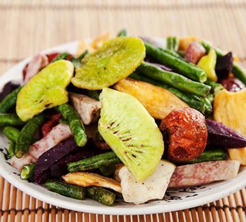 脂肪|宁愿大口吃肉，也别吃这4种食物，看着不油腻却是“脂肪的温床”