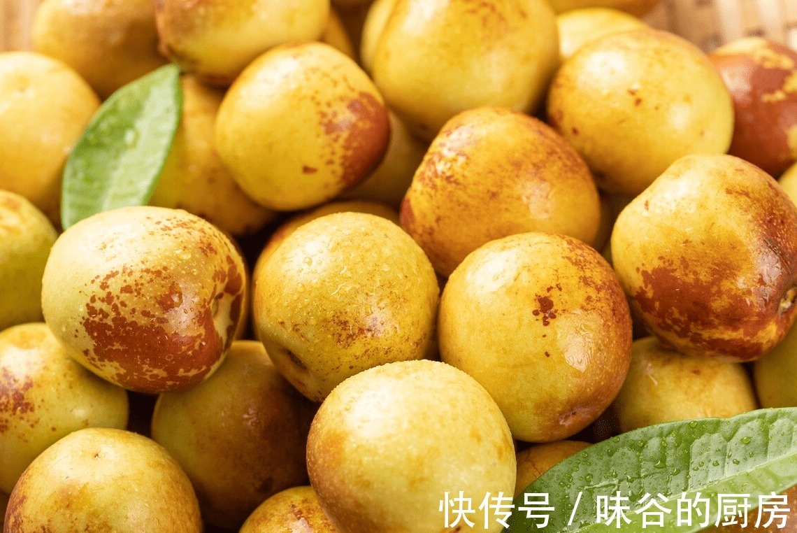 冬枣|冬至来临,不管有钱没钱,这9种金牌水果要多吃,解渴润燥营养高