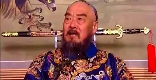 历史|历史的智慧:曹髦之死,成功启示了千年以后的他,顺利收权成为千