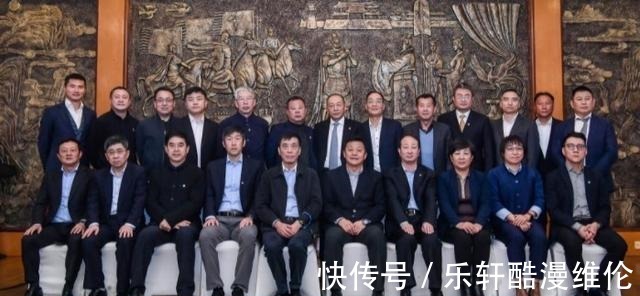 双冠王|足协杯决赛开战在即,陈戌源率队现场观战,泰山若夺冠将创历史
