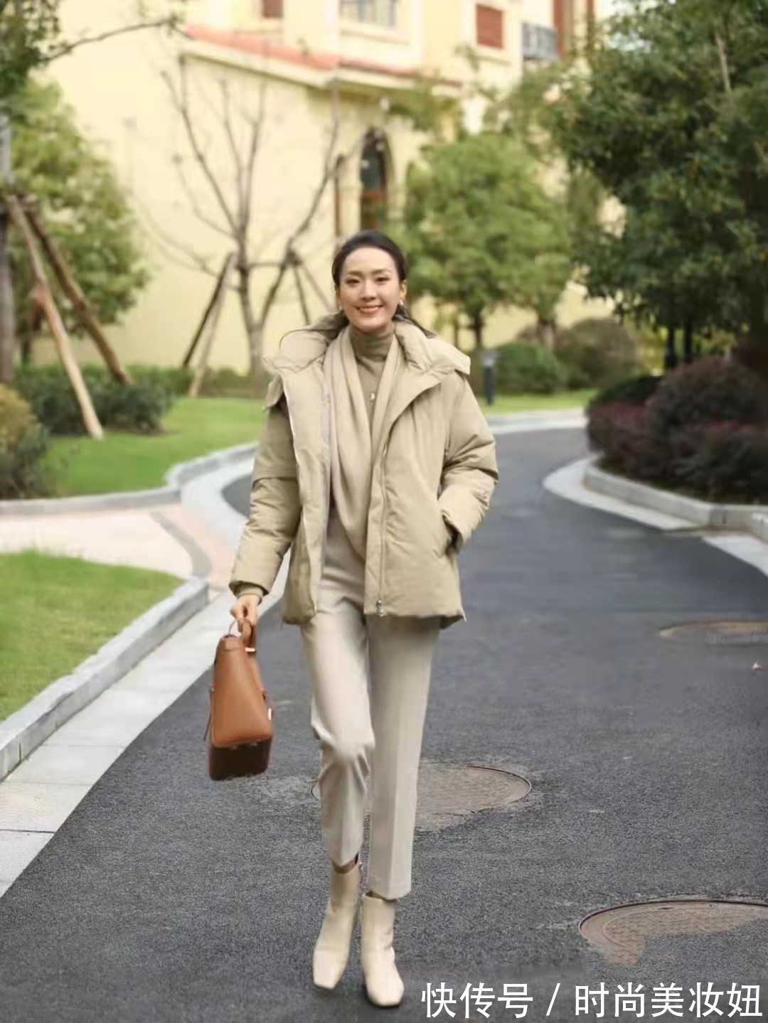 孟晚舟|这是我见过最“显贵”的冬季穿搭,不冻腿还很洋气,真高级