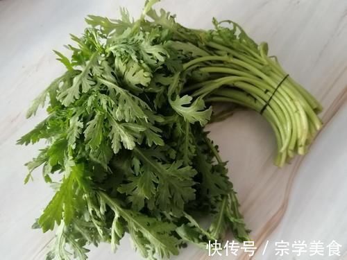 茼蒿素|失眠多梦?赶紧试试这道“助眠菜”,晚上吃一点,安神助睡眠!