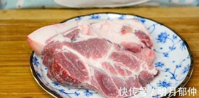 不要只是加水拌饺子馅，教你正确的方法，学会再也不去餐馆了