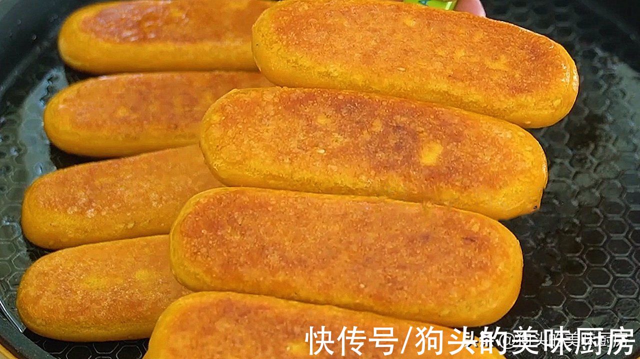 南瓜这样做太好吃了，不放一滴水，香甜软糯不粘牙，孩子抢着吃