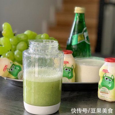 界界|一定要收藏的青提乳酸气泡饮，简单零失败