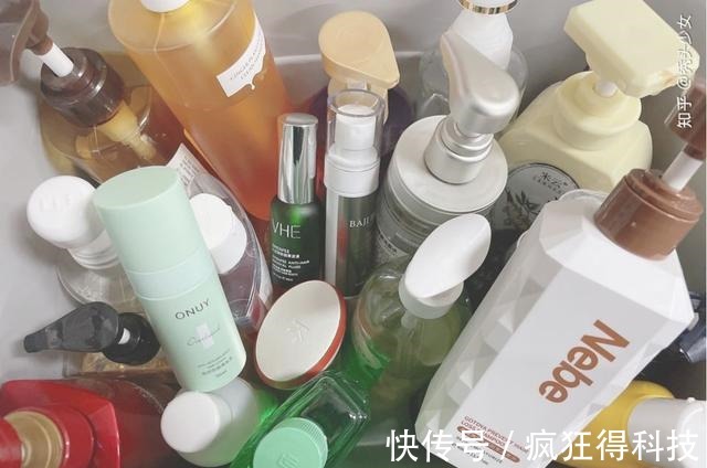 头皮|切忌盲目种草大牌,小心头发越掉越多!孕期选错洗发水哭都来不及!