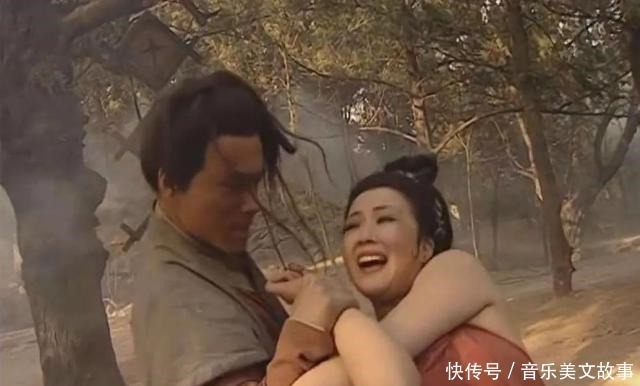 武松嫉恶如仇,却曾欺辱两个女子,暴露了他的真实为人