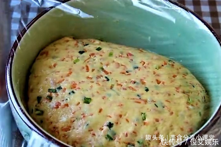 千层饼|教你玉米面新吃法，蒸一蒸咸香劲道，比包子好吃，比馒头简单