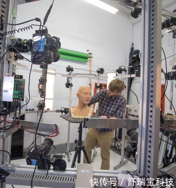  当代小说|一本关于伴侣机器人的当代小说——《弗兰肯斯坦:爱的故事》