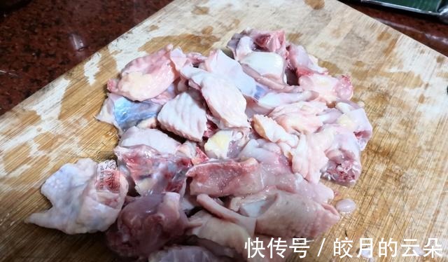 秋老虎闷热,全家迷恋这蒸菜,不爆炒不油炸,蒸一蒸10分钟就上桌!