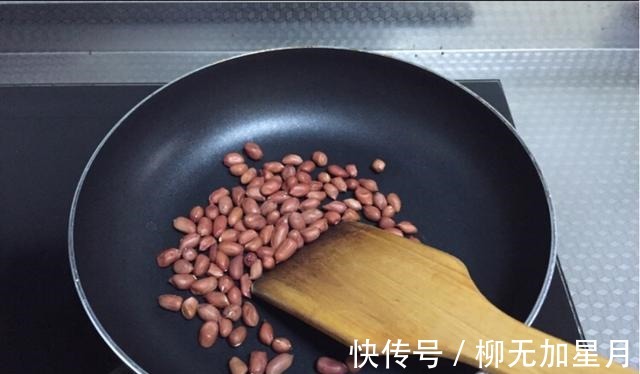 低筋面粉|家常花生一口酥，酥脆可口又补钙！