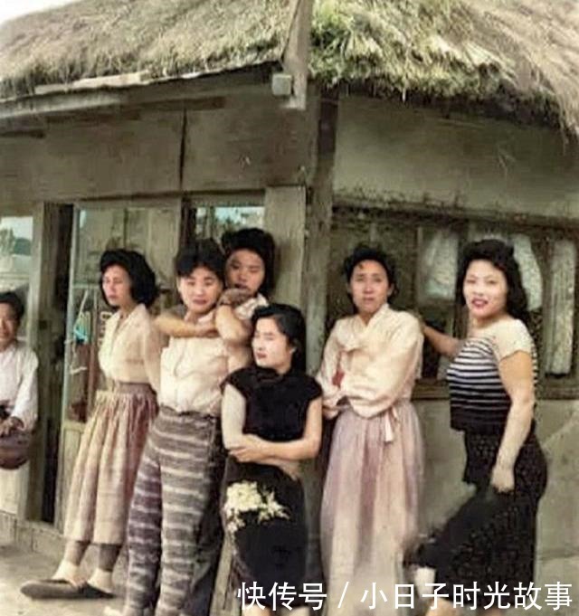 美国|历史镜像1960年代的韩国坡州，美军驻地外的妇女矮小而又臃肿