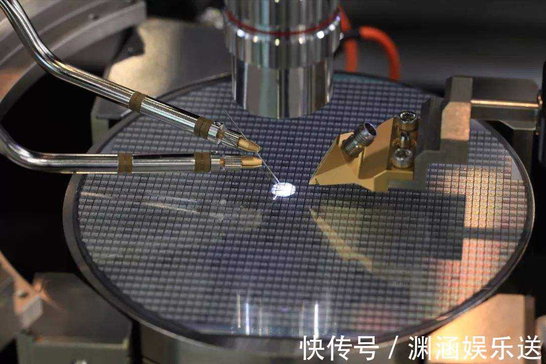 荷兰ASML态度突变之后,半导体界越来越乱美国也做出行动