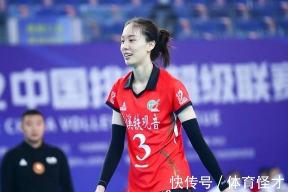 本赛季|女排超新星天才!福建最美副攻大爆发,连轰276分冲上联赛第一!