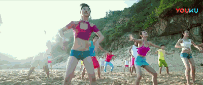 “电影界的王语嫣”哭了,谁都想踩他一脚,已沦为节目的杀猪盘