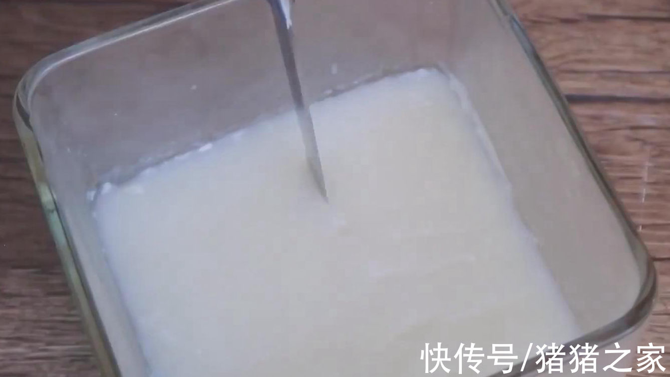 灌汤生煎包在家做,外皮酥脆松软鲜香,咬上一口汤汁四溢