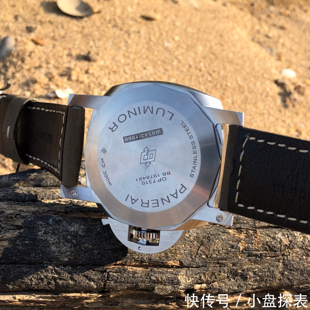 盘面|VS沛纳海pam1314白色三明治表盘腕表