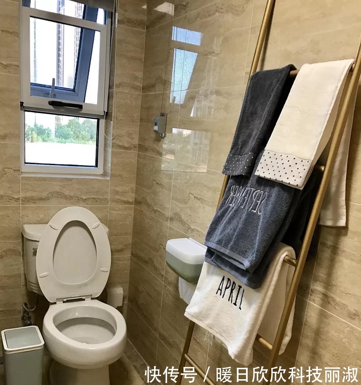 电视柜|终于入住新房，漂亮极了，入户鞋柜特别喜欢，忍不住晒晒全屋！