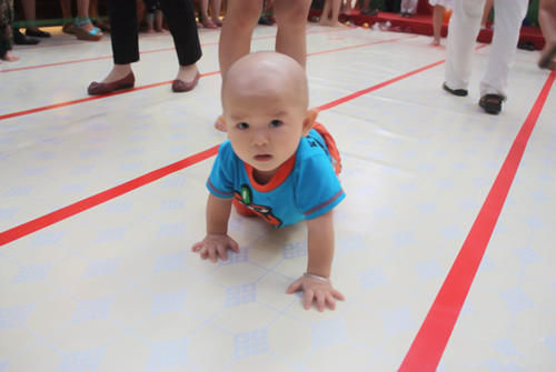 区别|先爬后走和先走后爬的宝宝,在发育上有啥差异?四种能力区别明显