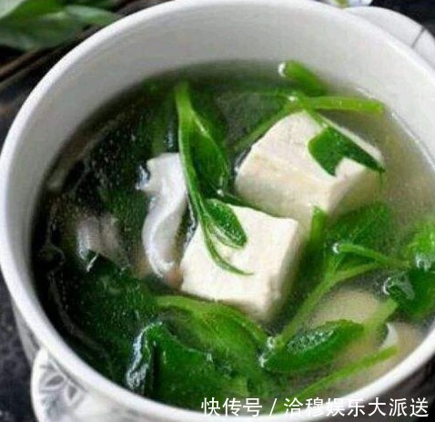 維生素對孩子眼睛好的菜，勝過胡蘿卜，熬夜用眼、眼干澀疲勞者要多吃！