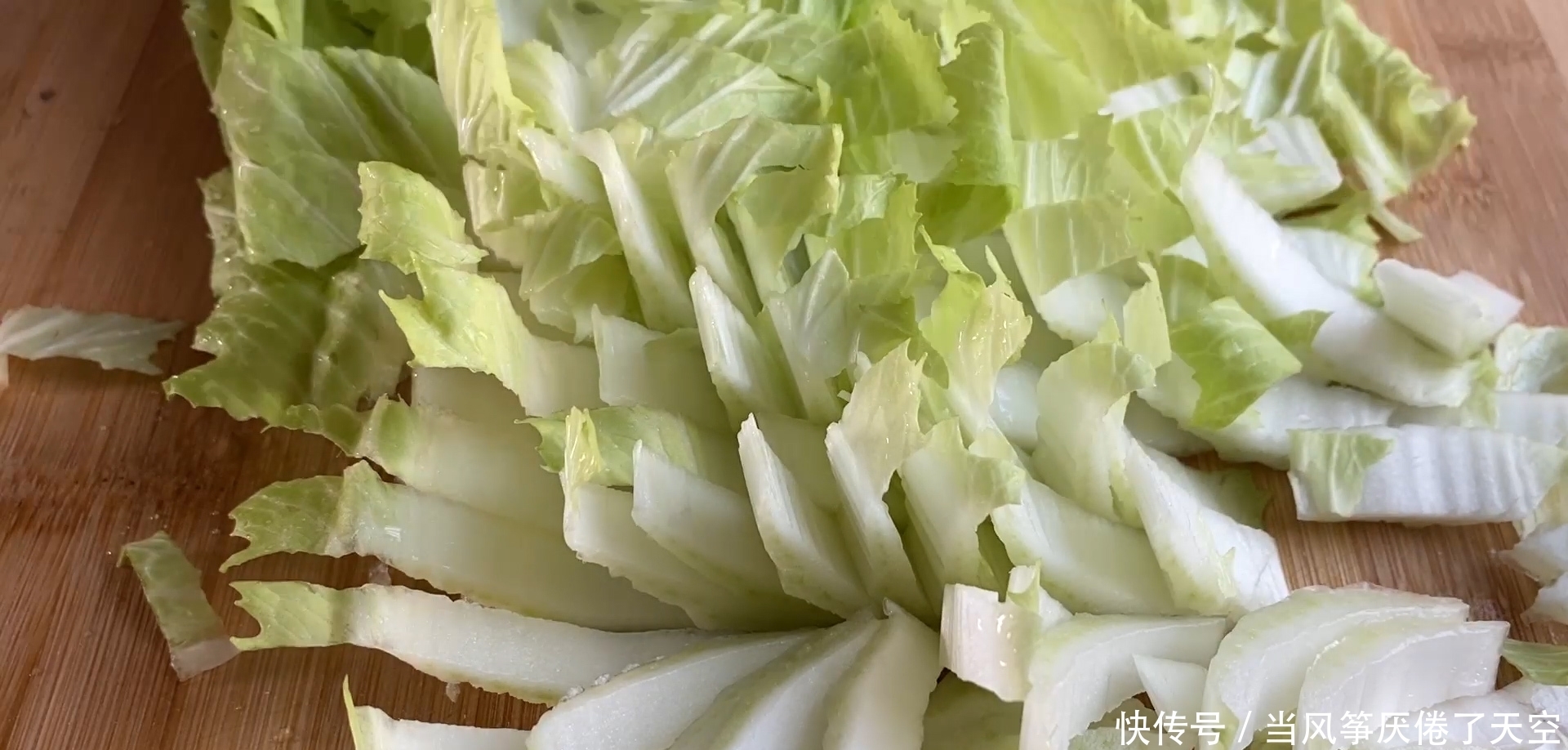 过年宁愿不吃猪肉，也要吃它，5毛8一斤，增强抵抗力，寓意好