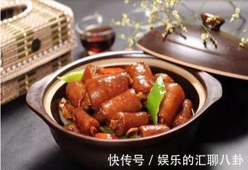 新徽式蒸白鱼|美食推荐:鸡腰焖猪尾、泰汁拌木瓜、新徽式蒸白鱼制作方法
