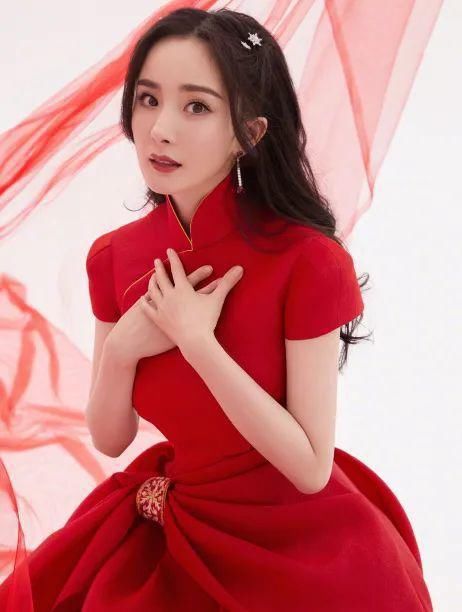 发量少发际线高的女生，赶紧试试这几款刘海！