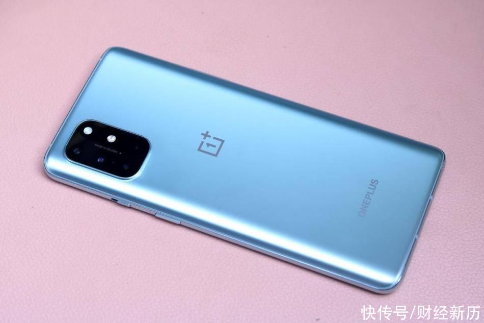 高度|快、美、稳,一加8T玩出稳定体验新高度