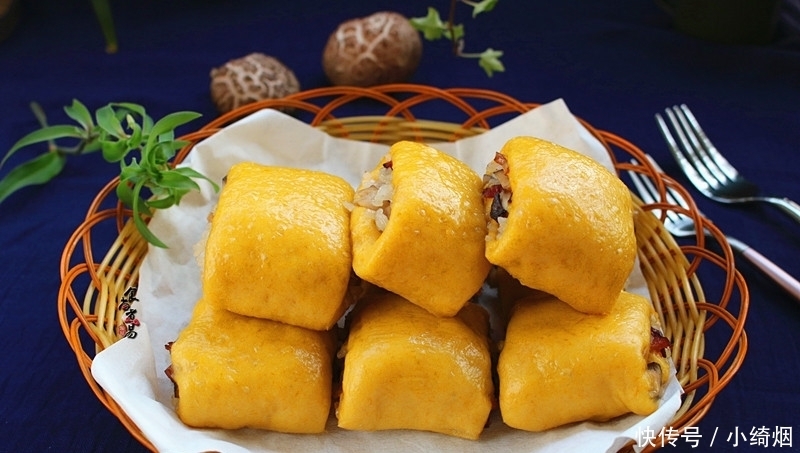 面食|不会捏包子可以试试此款面食,馅料丰富很营养,越嚼越香吃不腻