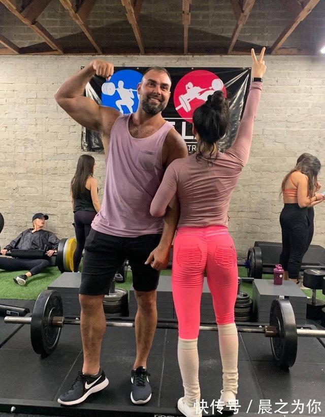 动作|美国私人教练，欧美括号臀搭配键盘式的腹肌，真美！如何练同款？