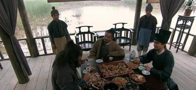 中国古代&水浒里绿林好汉“来二斤牛肉”的情况会发生么浅谈古代牛的地位！