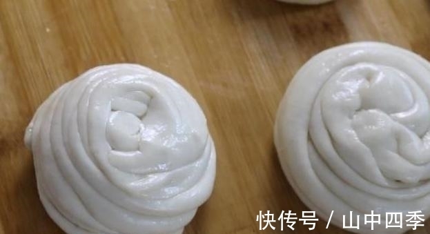 做法|买了20年手抓饼，才知道做法这么简单，1分钟学会，2块钱做一大锅