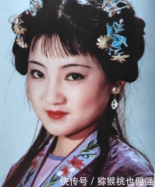 史湘云!《红楼梦》贾母早对袭人做出评价:德行浅薄的贱骨头,难承载富贵