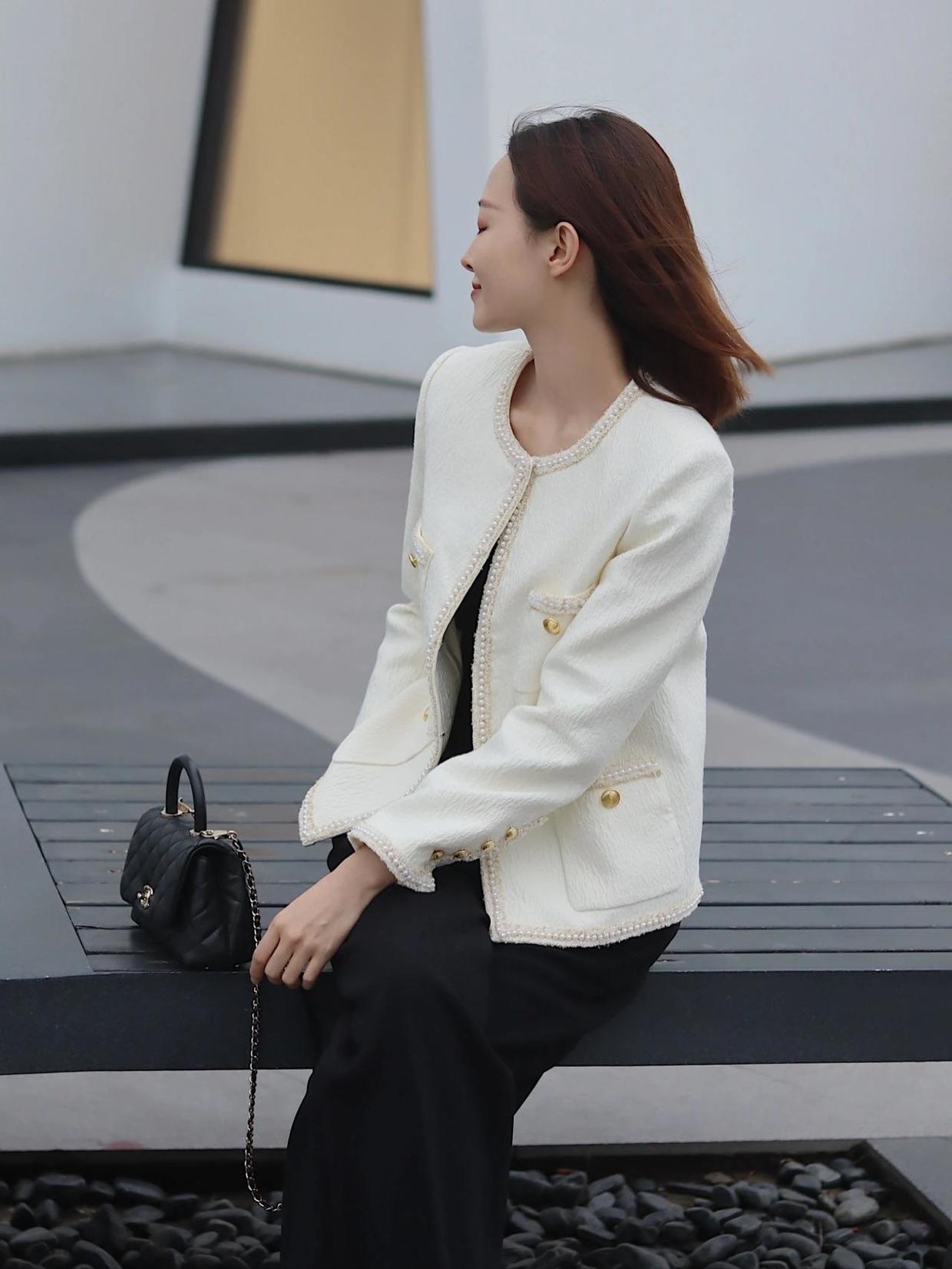 外套|30+的女性最适合短款外套,时髦精示范,学会这几个搭配方法就够