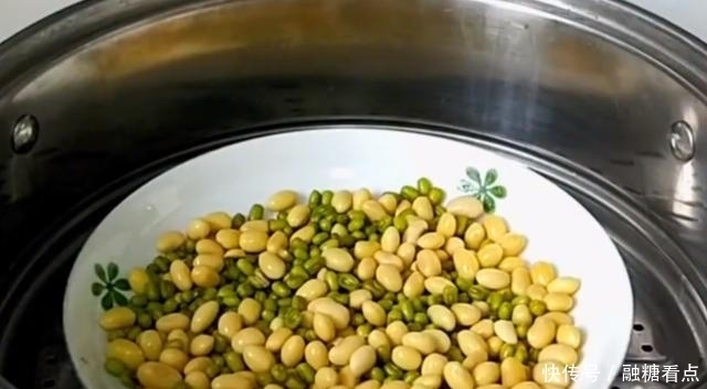 春天多给孩子做这小饼，不用水不用油，清热去火助消化，简单家常