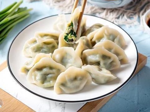 饺子|做韭菜饺子,最忌讳放这2种调料,不少人喜欢放,难怪饺子不香