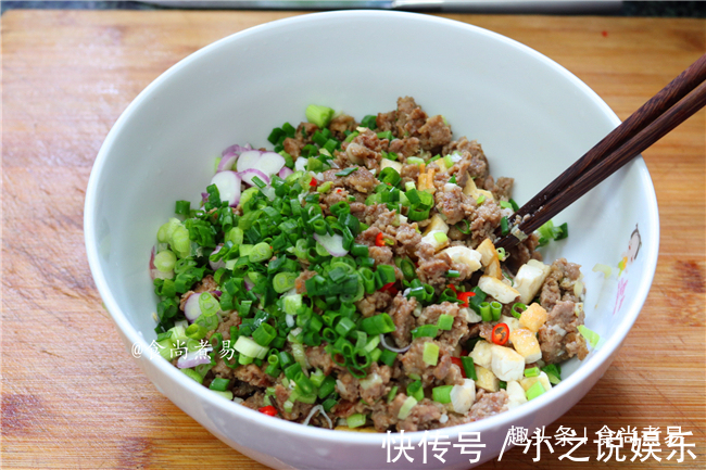 我家每周做一回此款点心，食材简单又好吃，邻居尝过打包走